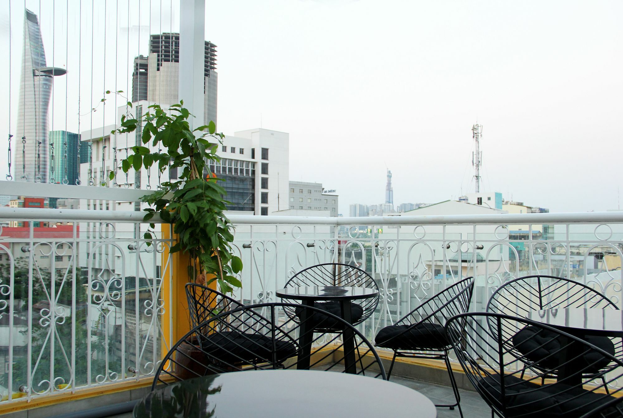 Lamo Boutique Hotel Хошимин Екстериор снимка