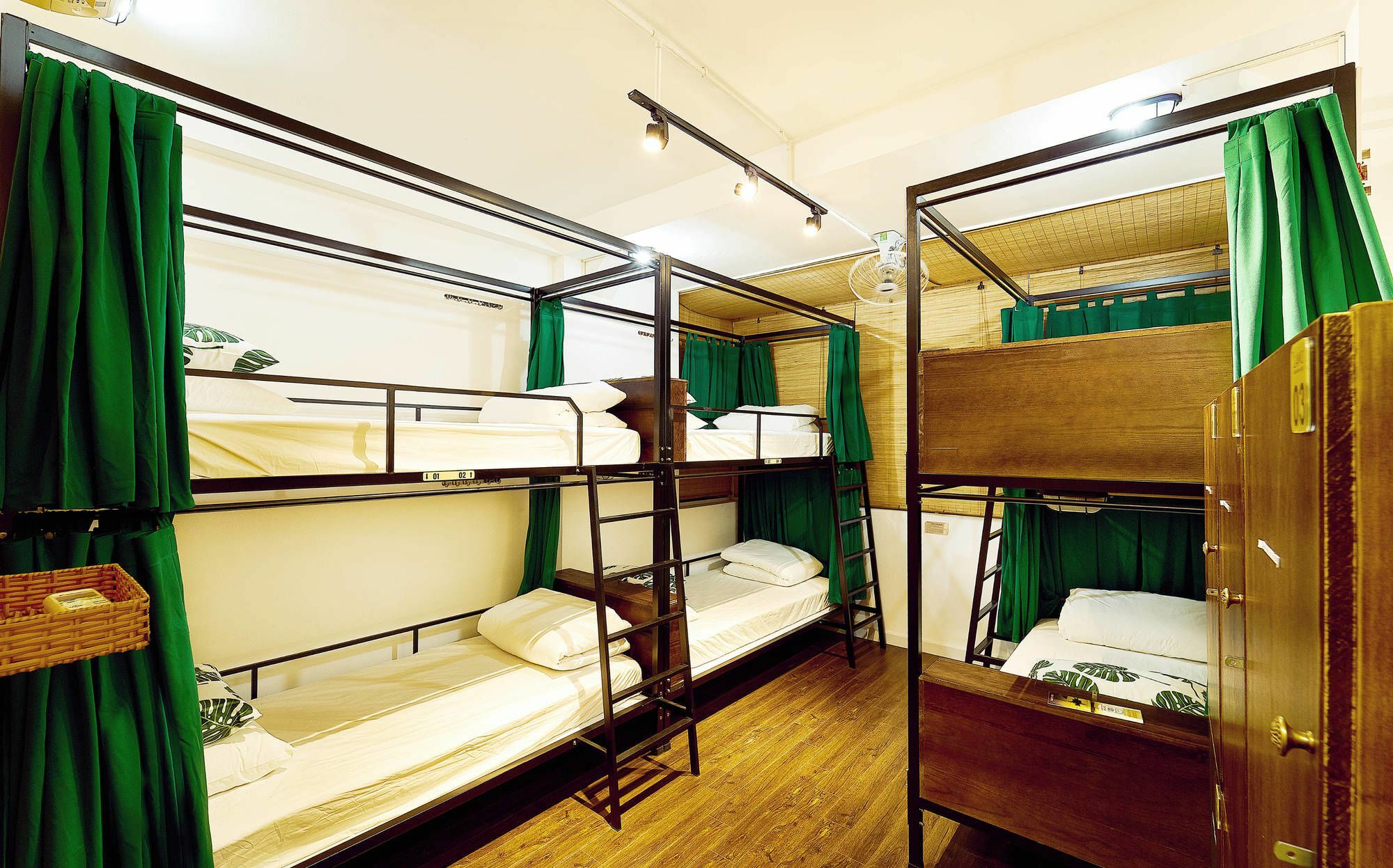 Lamo Boutique Hotel Хошимин Екстериор снимка